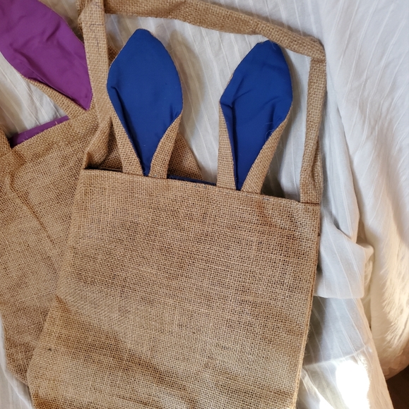 Burlap Cotton Lined Easter Basket Tote w Bunny Ears - Picture 3 of 6